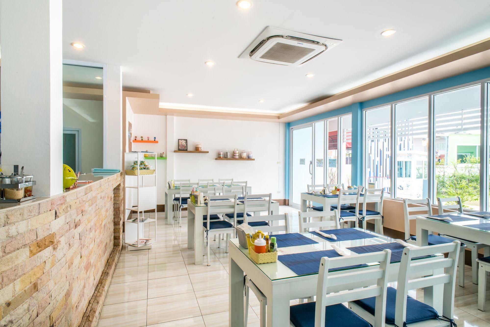 Paragon Hometel Surat Thani Extérieur photo